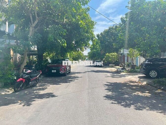 bán Đất Tặng nhà c4. đường hỏa sơn 5. đối diện công viên. 4 tỷ 950 