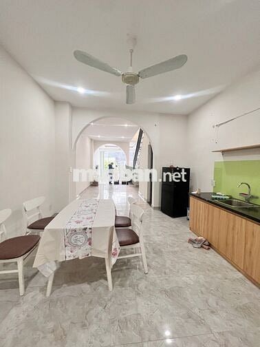 NHÀ KHU VCN PHƯỚC LONG - FULL NỘI THẤT - 2 PHÒNG NGỦ