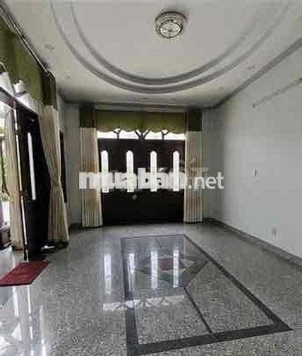 Cho thuê nhà Mặt tiền ngang 9m /đs 8,p.Linh Xuân giá 15tr dtsd 280m2