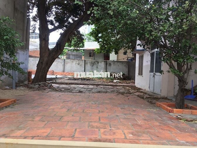 Nhà sân vườn rộng 380m² cho thuê – Vừa ở vừa kinh doanh- Giá chỉ 3tr6