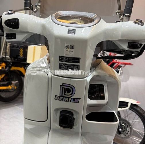 Honda Scoopy 110 Club12 Thái Lan Trắng 1900 km