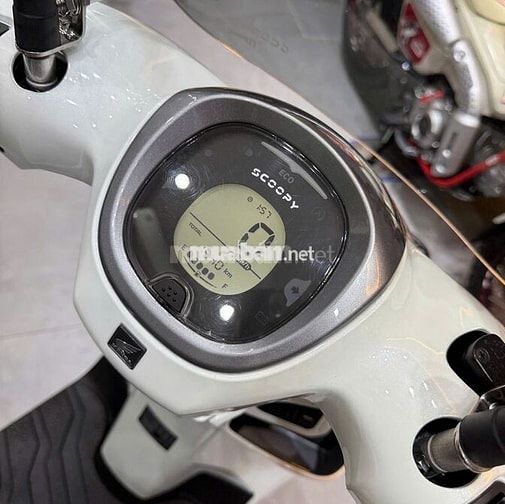 Honda Scoopy 110 Club12 Thái Lan Trắng 1900 km