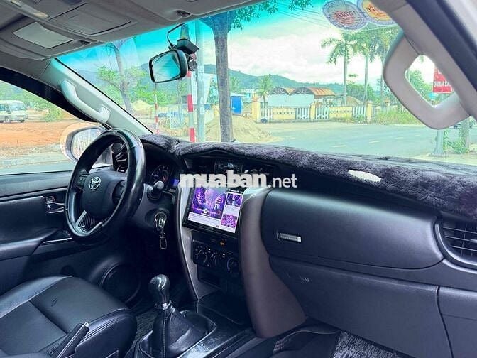 Toyota Fortuner 2017 Trắng