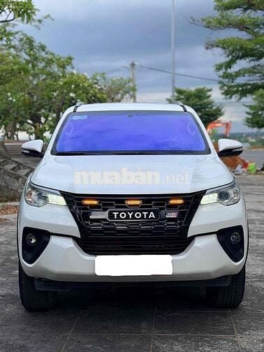 Toyota Fortuner 2017 Trắng