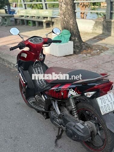 Yamaha Nouvo 4 Đỏ, Đen