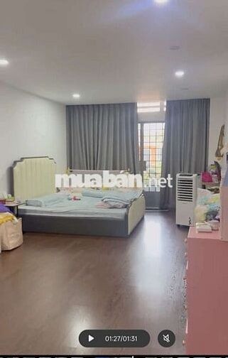 Cho thuê nhà nguyên Căn- Nguyễn Trai, ,P3,Q5 4x20 3.5 tấm 5 phòng