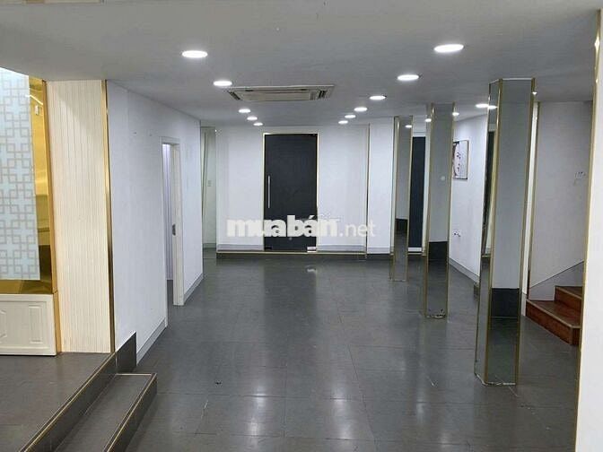 Cho thuê nhà MT Nguyễn Văn Trỗi p1 Tân Bình- DT:18m x19m