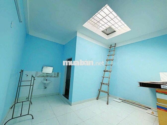 Cần bán nhanh nhà 2 tầng đường Gia Tròn 2