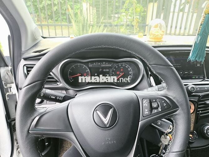 VinFast Fadil Plus 2021 Trắng 100.000 km