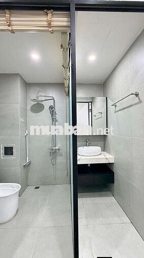 NO3 Trần Quý Kiên, TT Cầu Giấy, đi lại thuận tiện, full đồ, ở luôn, 