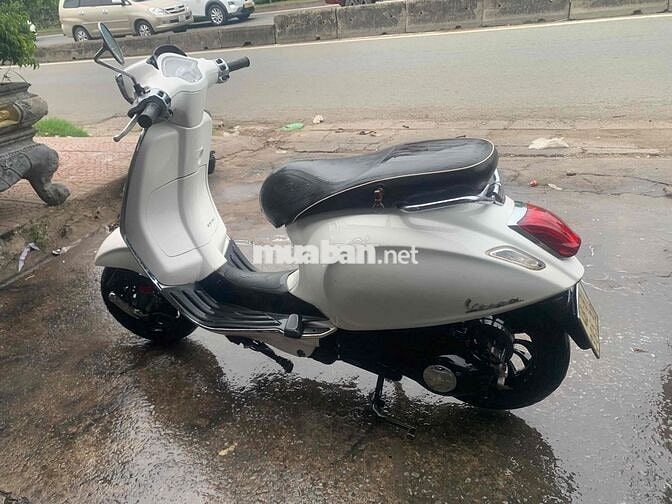 Piaggio Vespa Sprint Trắng