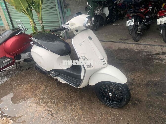 Piaggio Vespa Sprint Trắng