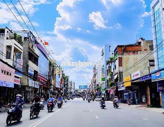 MẶT TIỀN 10 M MẶT TIỀN TRUNG TÂM QUẬN PHÚ NHUẬN