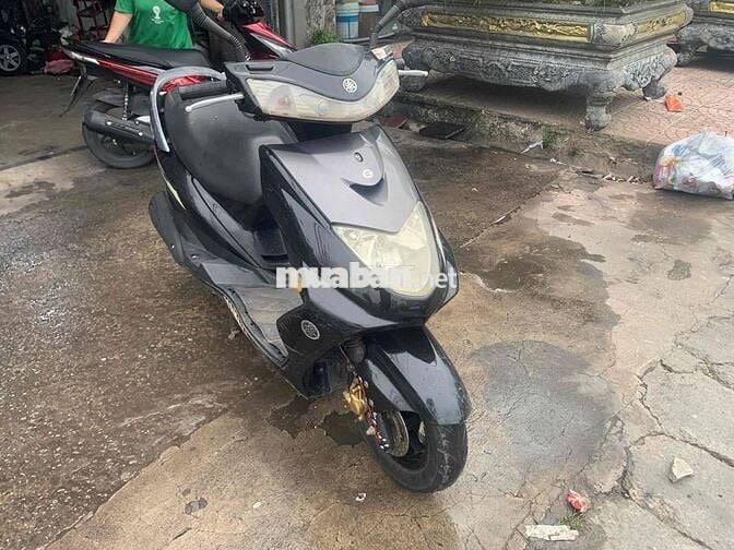 Xe tay ga Yamaha Thể thao màu Đen