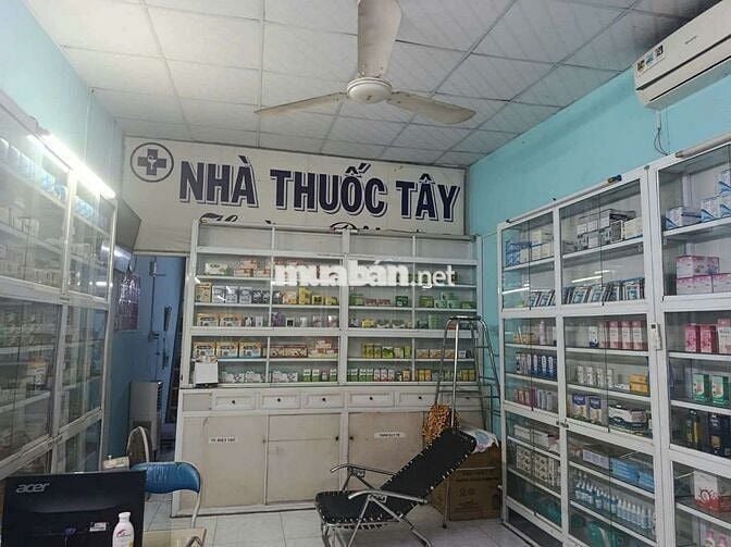 Sang nhượng nhà thuốc mặt tiền đường Trịnh Thị Miếng huyện Hóc Môn