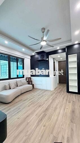 NO3 Trần Quý Kiên, TT Cầu Giấy, đi lại thuận tiện, full đồ, ở luôn, 