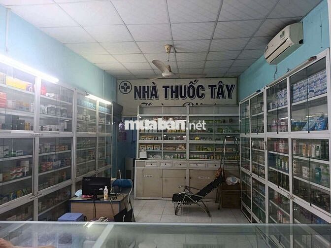 Sang nhượng nhà thuốc mặt tiền đường Trịnh Thị Miếng huyện Hóc Môn