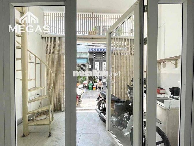 CHO THUÊ NHÀ NGUYÊN CĂN 2 PHÒNG NGỦ MỚI TOANH GẦN NGÃ TƯ BỐN XÃ