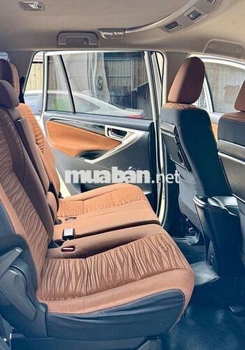 Toyota Innova 2.0G AT 2018 Trắng 7 chỗ 91.000 km