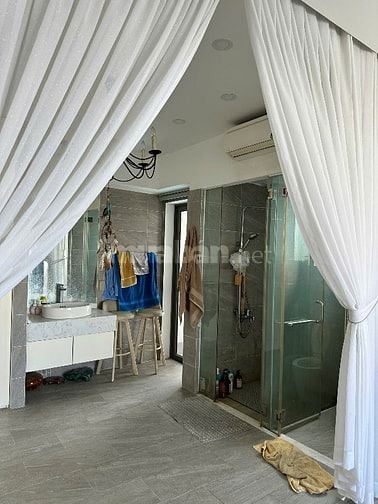 CHÍNH CHỦ DO ĐI MỸ HẠ GIÁ SỐC CĂN HỘ RIVER GATE 9 TỶ 9 CÒN 9 TỶ 3