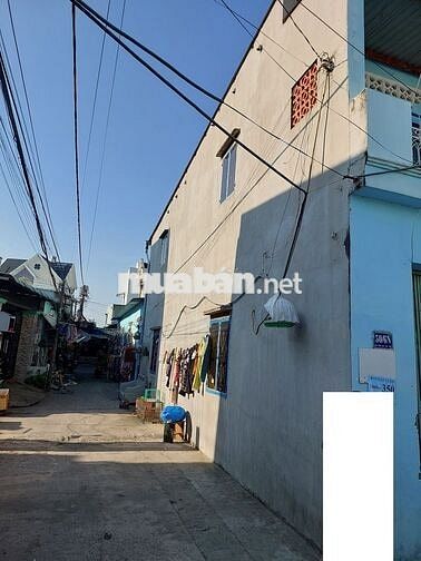 Phòng trọ gần ngã tư Phan Văn Hớn - Lê Đức Anh (QL1)