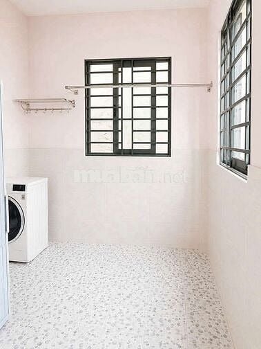 Nhà đẹp vào ở ngay - liên hệ xem nhà c