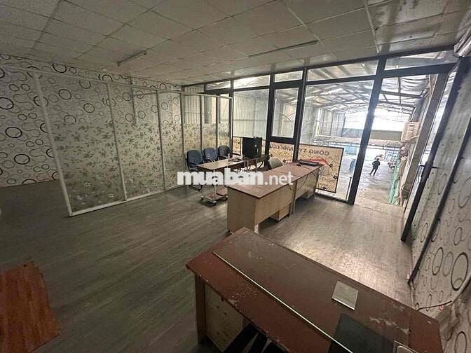 CHO THUÊ KHO 300m2 7x42m - CÓ SẴN VĂN PHÒNG - ĐIỆN 3PHA - ĐƯỜNG LỚN