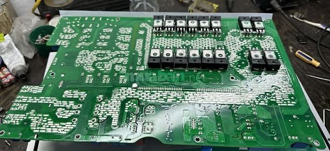 Sửa biến tần năng lượng mặt trời