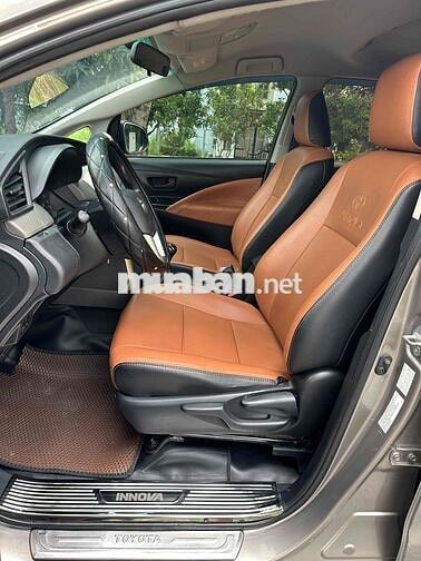 Toyota Innova 2.0 Bản E 2017 số sàn. Xe rất đẹp.