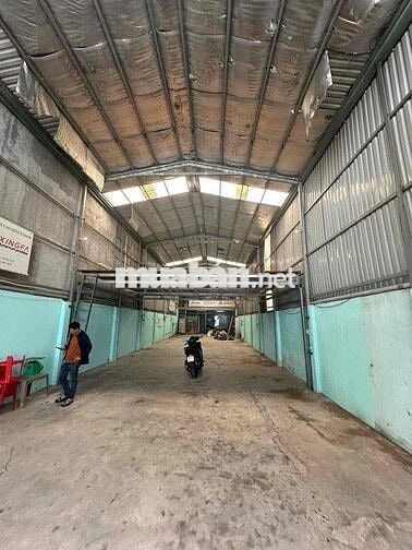 CHO THUÊ KHO 300m2 7x42m - CÓ SẴN VĂN PHÒNG - ĐIỆN 3PHA - ĐƯỜNG LỚN