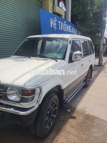 Mitsubishi Pajero V31 2000 2.4 2 cầu Trắng 15 vạn
