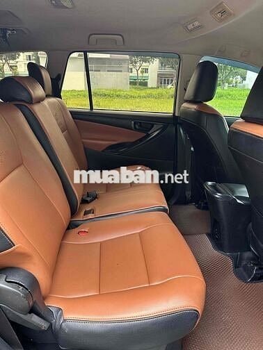 Toyota Innova 2.0 Bản E 2017 số sàn. Xe rất đẹp.