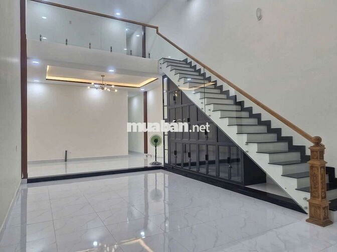 Nhà Mặt Tiền 1lầu 3phòng mới xây, Tô Ký, Thiên Quang,TMTX,Trung Chánh
