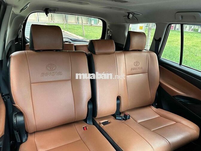 Toyota Innova 2.0 Bản E 2017 số sàn. Xe rất đẹp.