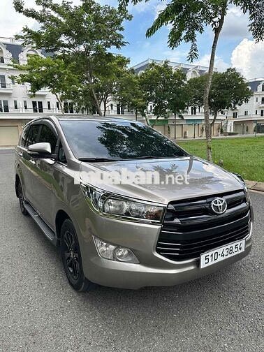Toyota Innova 2.0 Bản E 2017 số sàn. Xe rất đẹp.
