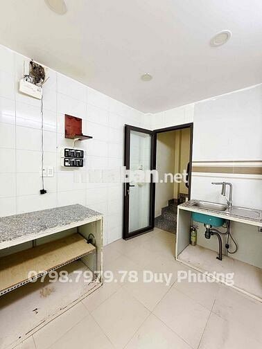 🏡 HÀNG HIẾM QUẬN 4 – CHỈ NHỈNH 4 TỶ – Ô TÔ ĐẬU TRƯỚC NHÀ 🔥  Cơ hội sở