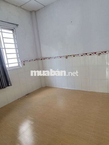 Cho thuê nhà 2 tầng mặt tiền Kênh Tân Hóa 