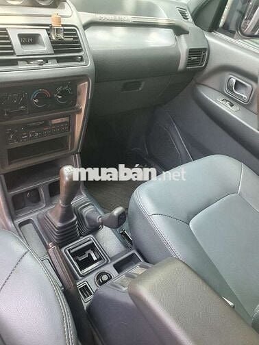 Mitsubishi Pajero V31 2000 2.4 2 cầu Trắng 15 vạn