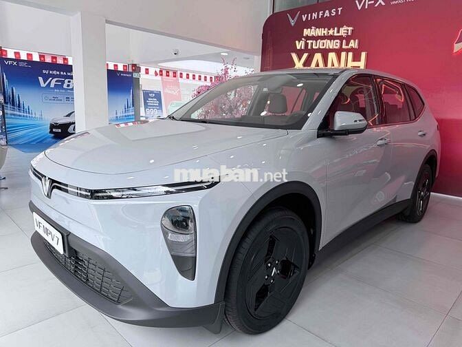 VinFast VF MPV 7, ưu đãi 11% tháng 7 🎉