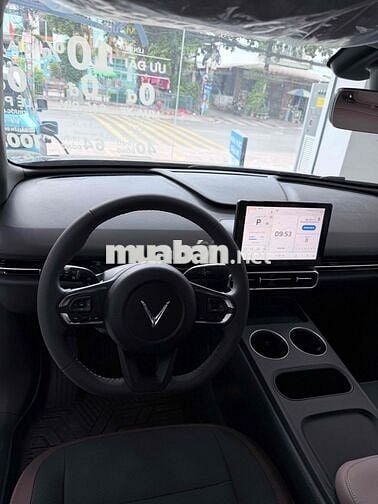 VinFast VF MPV 7, ưu đãi 11% tháng 7 🎉