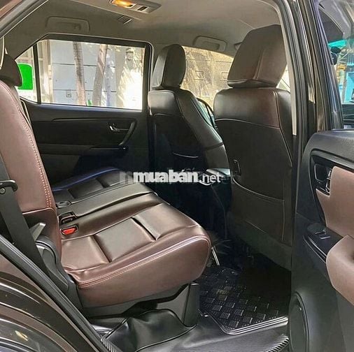 Gia đình bán xe Toyota Fortuner bản G SX 2019