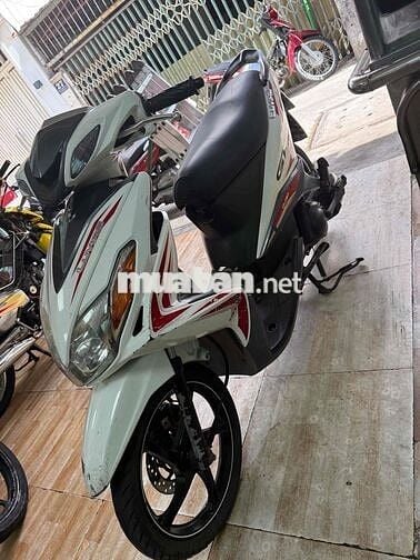 Yamaha Luvias GTX 2014 Trắng