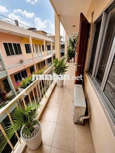 STUDIO ĐẦY ĐỦ TIỆN NGHI Ở 1-2 NGƯỜI CÓ THANG MÁY