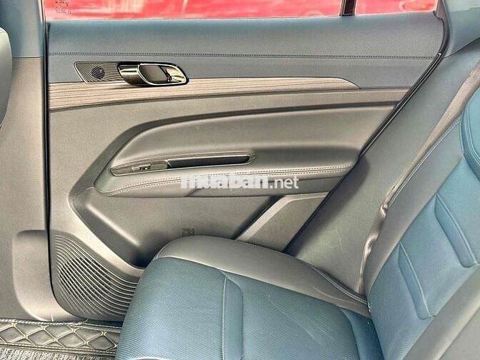 Ford Territory Titanium X 2025 Trắng 5 chỗ