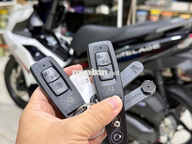 Honda Air Blade 160 ABS 2025 Trắng Đỏ Đen 1847 km