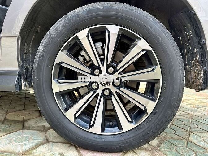 Toyota Veloz 2024 Xám 6 vạn