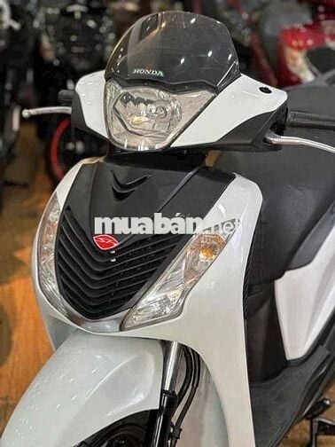 SH 150i nhập Ý 2007 lên áo Sh Ý 2011 (có góp 50%)