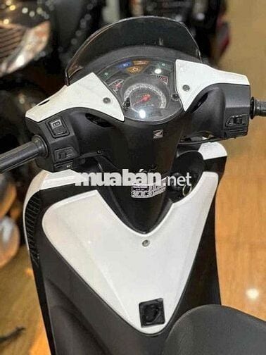 SH 150i nhập Ý 2007 lên áo Sh Ý 2011 (có góp 50%)
