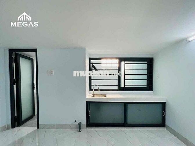 Phòng Trọ Có Gác ngay Etown Cộng Hoà