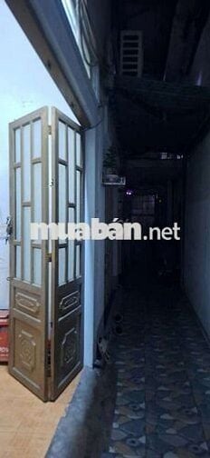 Bán nhà cấp 4 16m2 có gác hẻm Chùa Lá 2056 Huỳnh Tấn Phát sổ chung 4 e